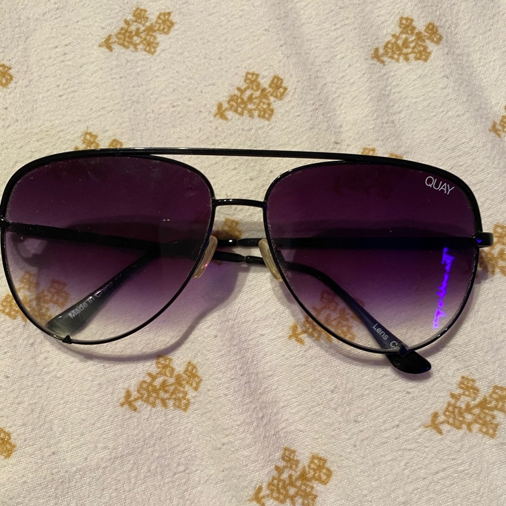 QUAY Australia Sunglasses High Key Black Fade Desi Perkins